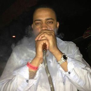 Meet your Posher, Cesar herony